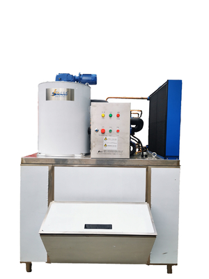 kopen Hoogwaardig materiaal SS304 roestvrij staal 1,5 ton/dag ijsflakmachine ijsflakmachine met ijsbak van roestvrij staal online manufacture