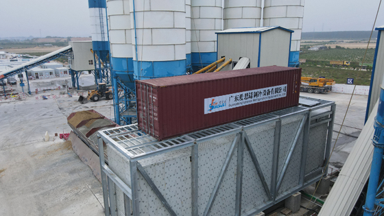 220V/380V/415V concrete het Koelen Systeem 2-10KW Luchtkoeling Waterkoeling